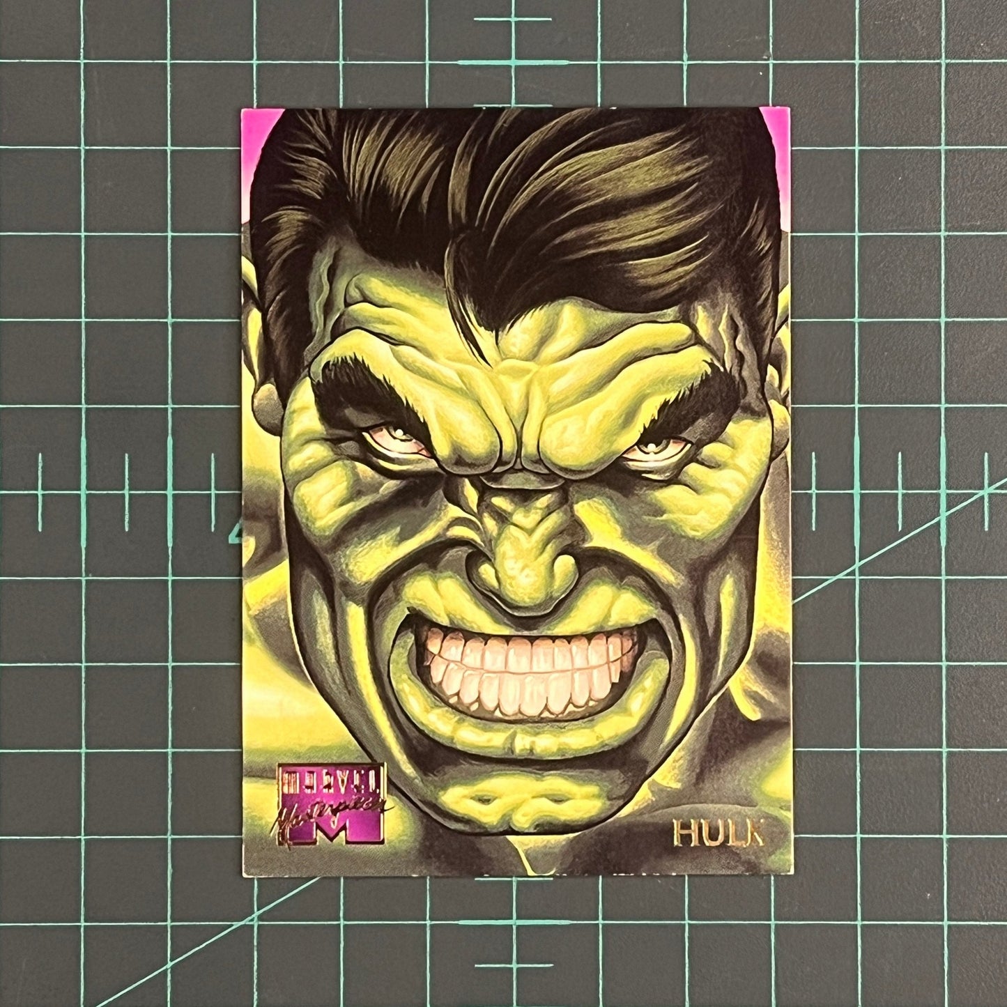 42 Hulk | Scanlan | 1995 | Marvel Masterpieces | Trading Card - RetroguySA