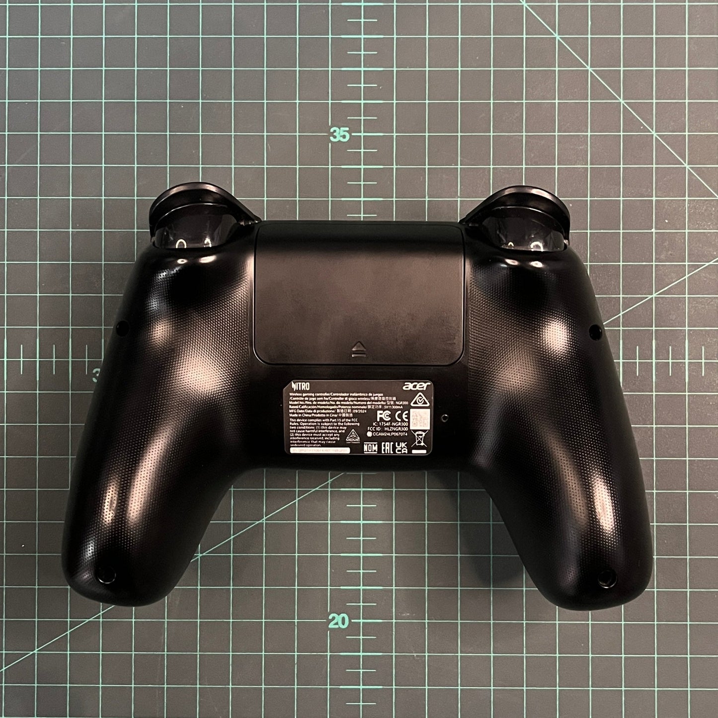 Acer Nitro Wireless Gaming Controller NGR300 - RetroguySA