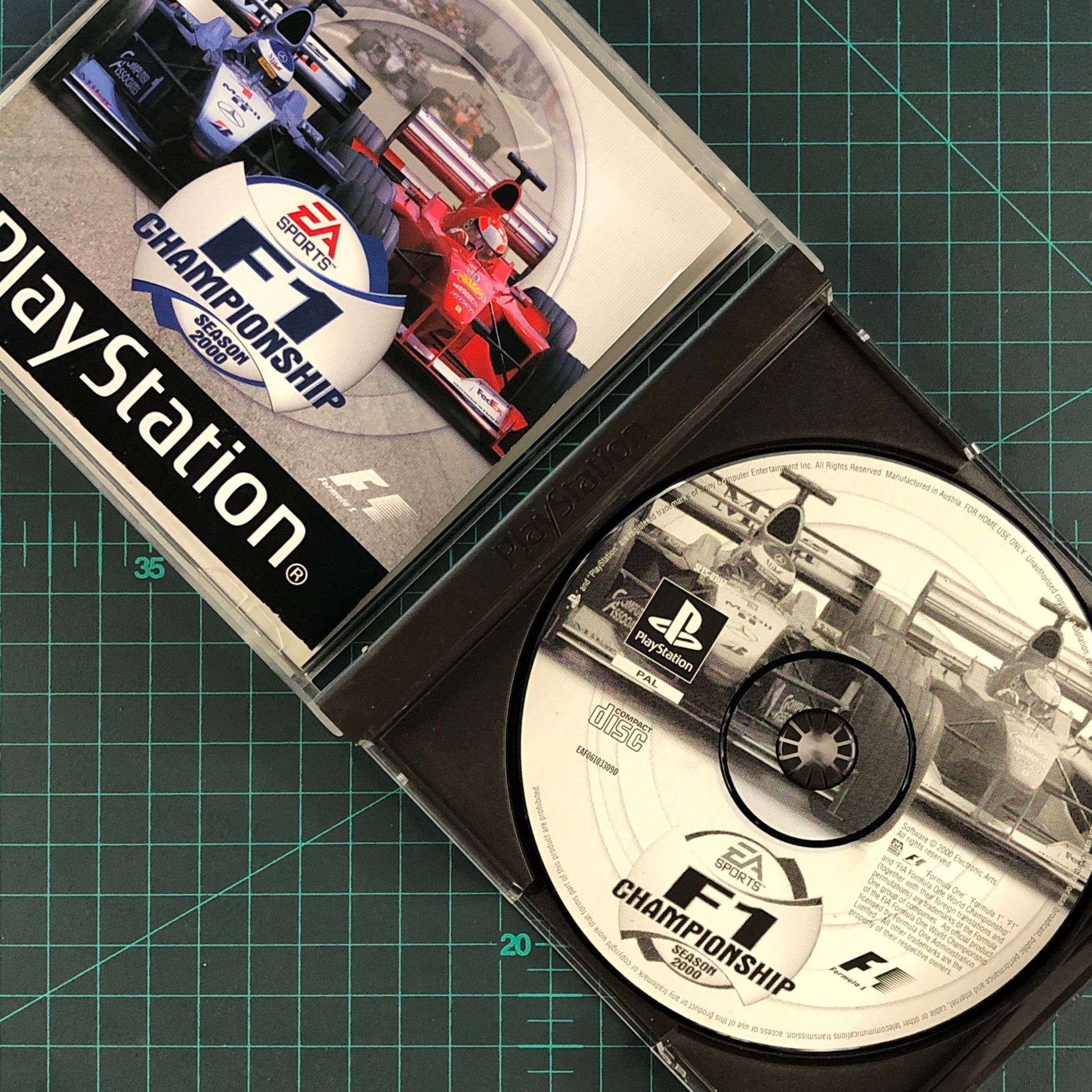 F1 Championship Season 2000 | PlayStation 1 | PS1 | Used Game - RetroguySA