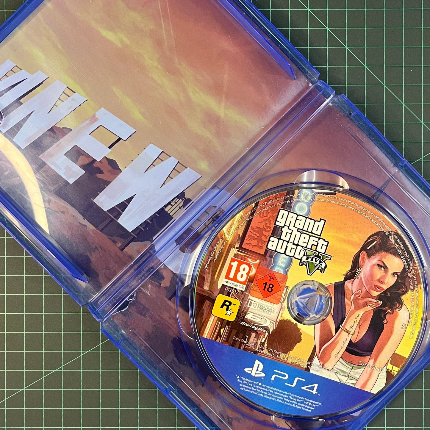 Grand Theft Auto V | PlayStation 4 | PS4 | Used Game | No Manual - RetroguySA