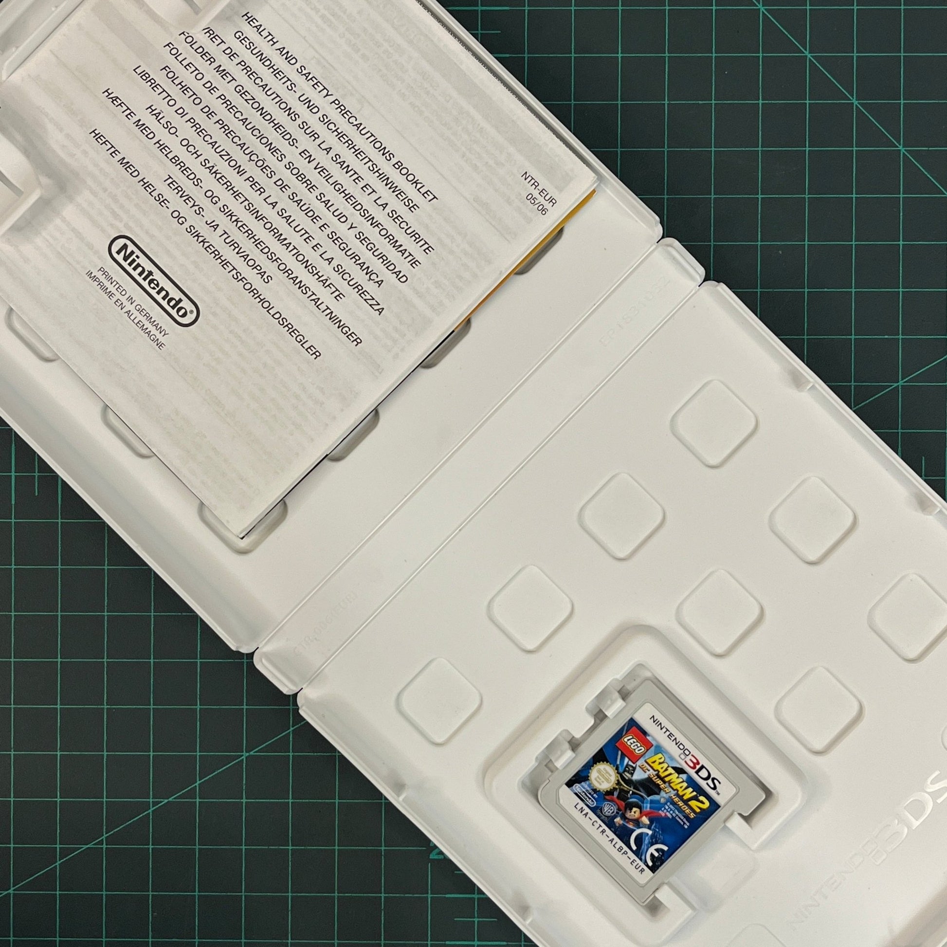 Lego Batman 2: DC Super Heroes | Nintendo 3DS | 3DS | Used Game - RetroguySA