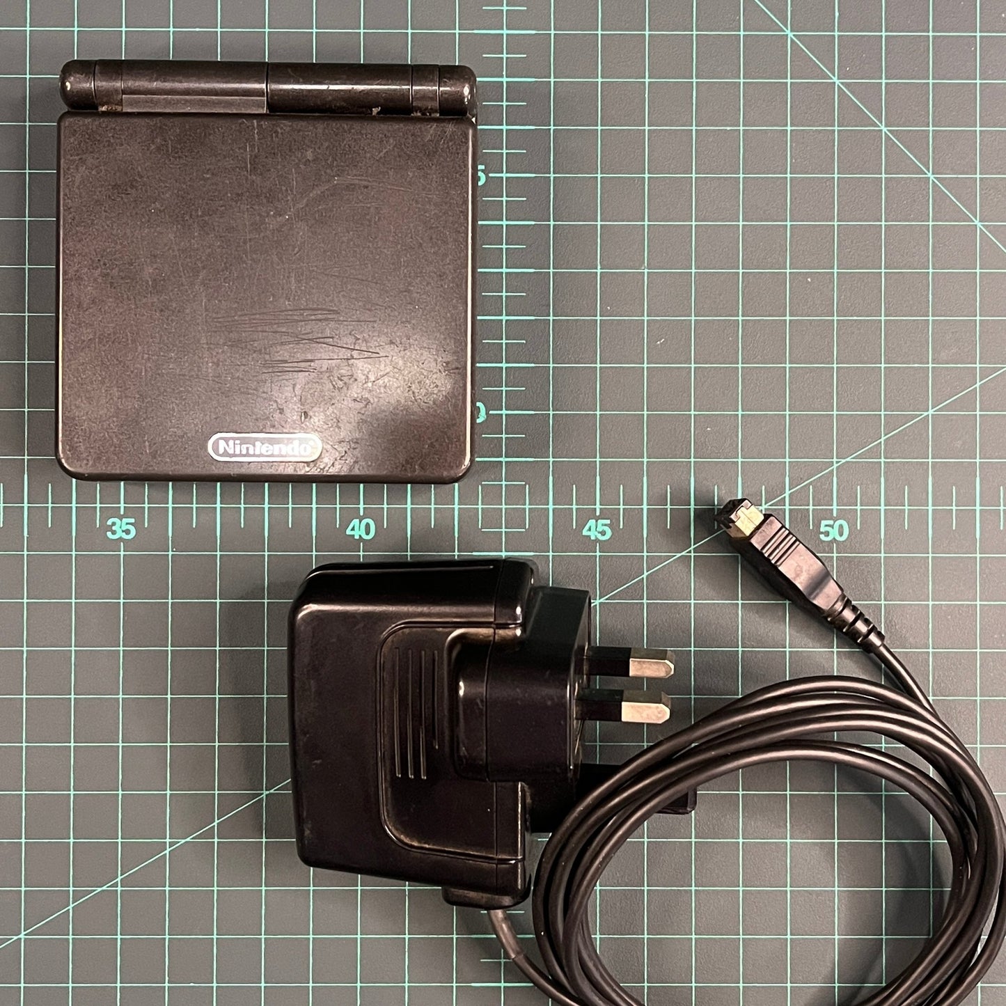 Nintendo Game Boy Advance SP | Black | AGS - 001 | GameBoy Advance SP | Used Handheld Console - RetroguySA