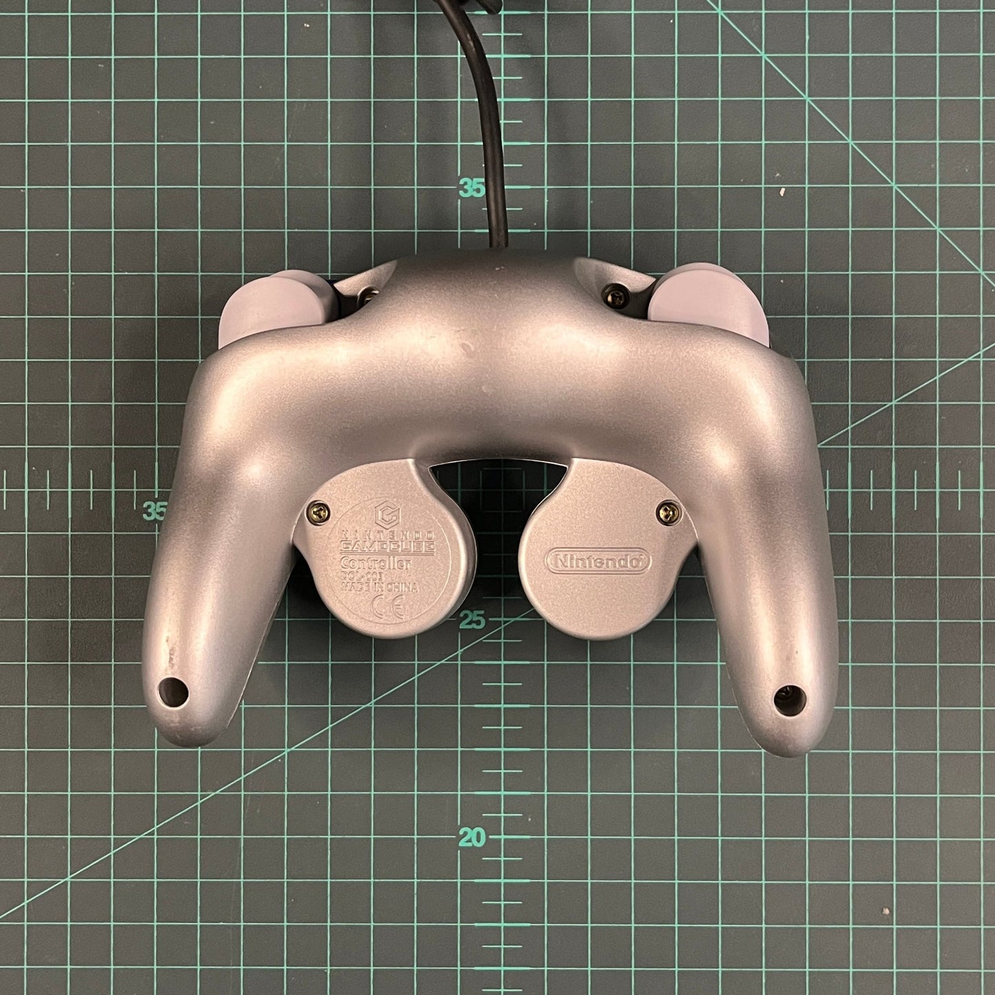 Nintendo Gamecube Controller | Platinum | Game Cube | Nintendo | Used Accessories - RetroguySA