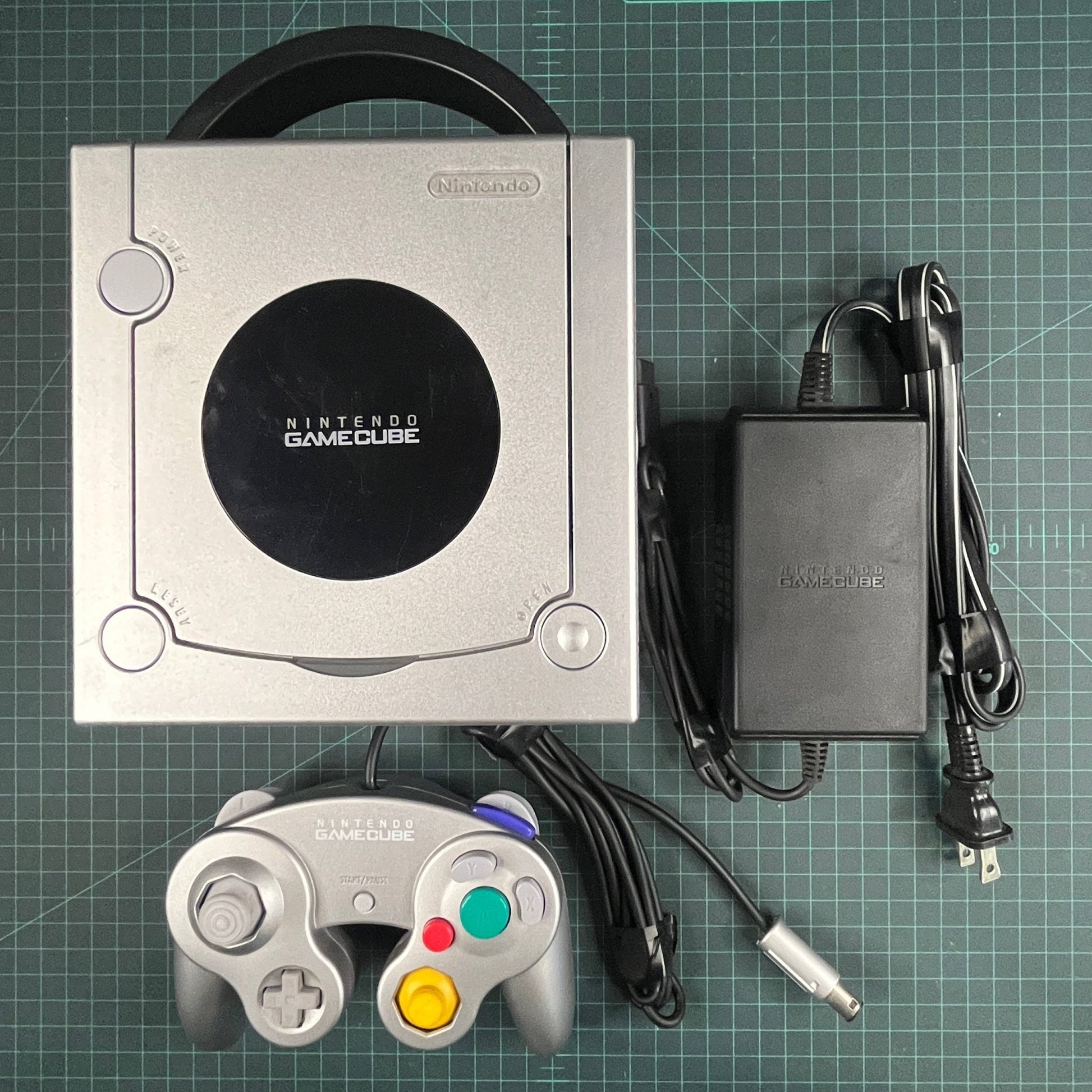 Nintendo Gamecube | Platinum | Game Cube | US Region - NTSC | Nintendo Console | Used Console - RetroguySA