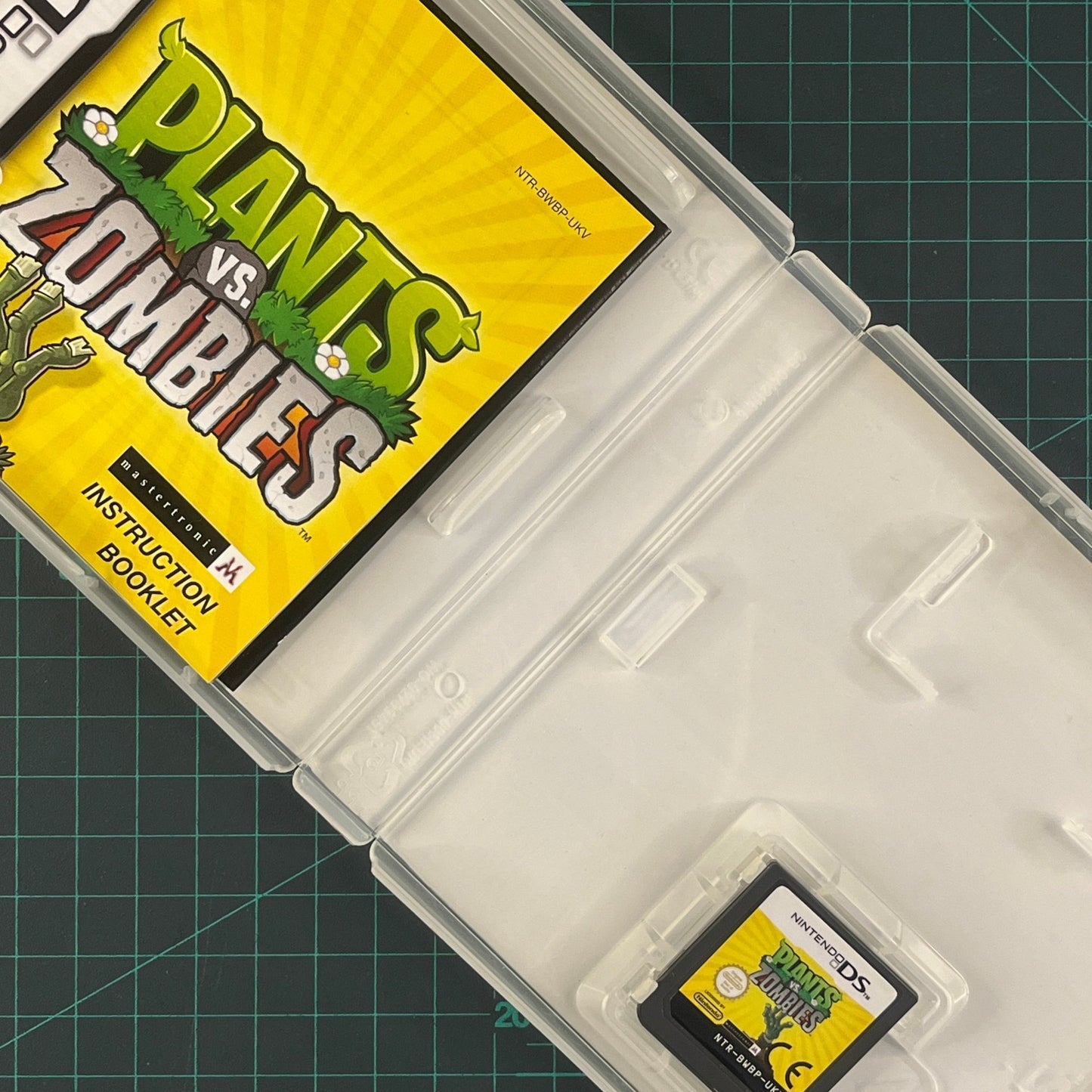 Plants vs Zombies | Nintendo DS | Used Game - RetroguySA