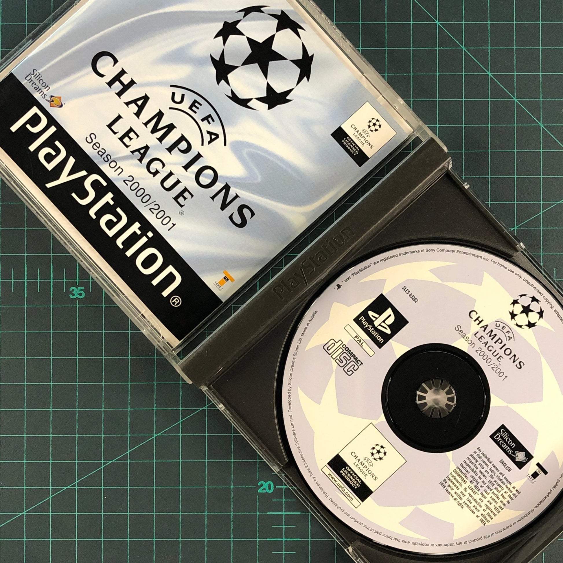 UEFA Champions League Season 2000/2001 | PS1 | PlayStation 1 | Used Game - RetroguySA