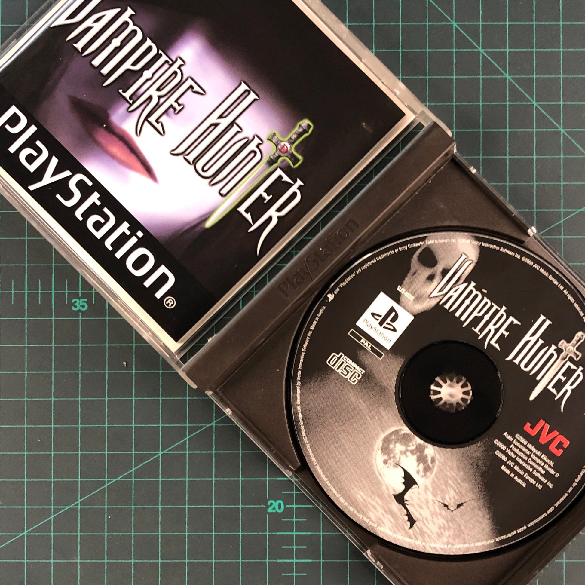 Vampire Hunter | Playstation 1 | PS1 | Used Game - RetroguySA