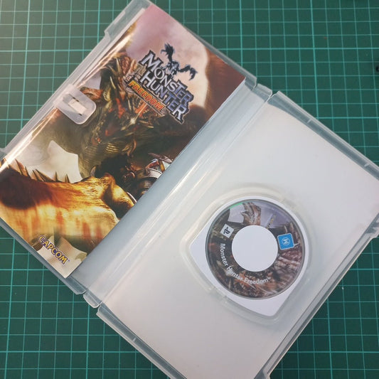 Monster Hunter Freedom | PSP | Essential | Used Game - RetroguySA