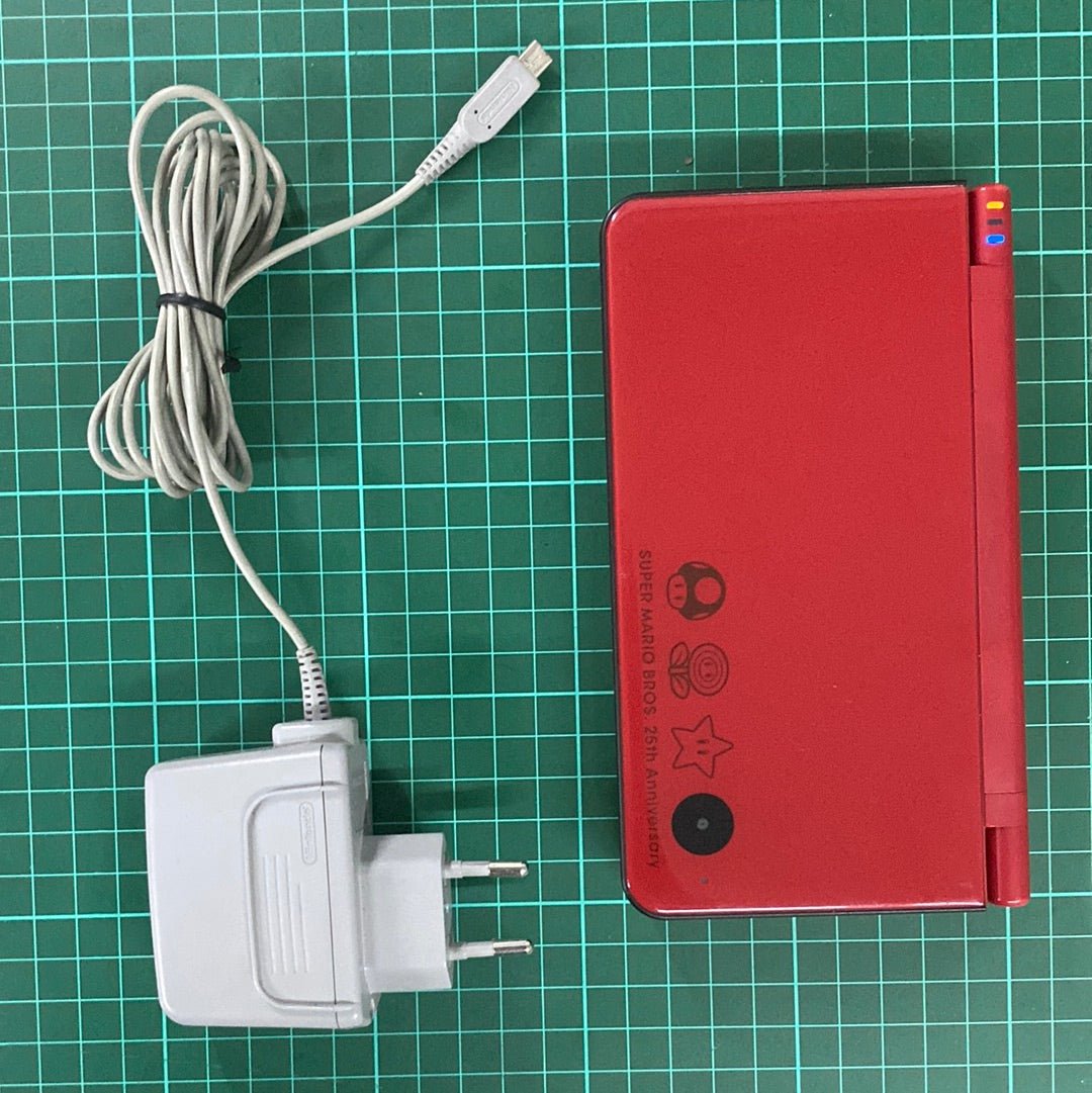 Nintendo DSi XL Console | New Super Mario Bros. | 25 Anniversary Limited Edition | DSi XL | Used Handheld - RetroguySA