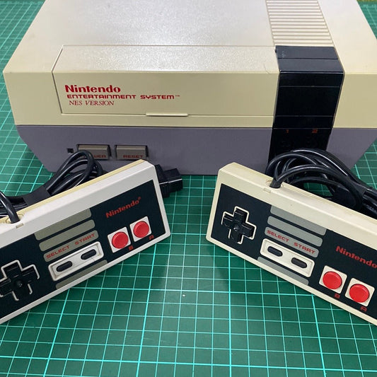 Nintendo Entertainment System | NES Version | Nintendo NES | NES | Console | Used Console - RetroguySA
