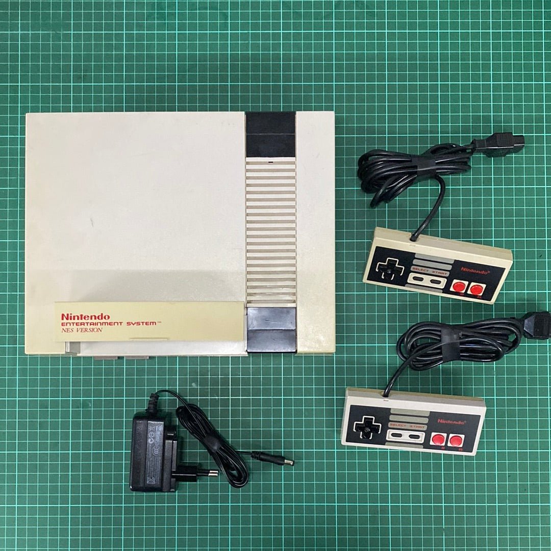 Nintendo Entertainment System | NES Version | Nintendo NES | NES | Console | Used Console - RetroguySA