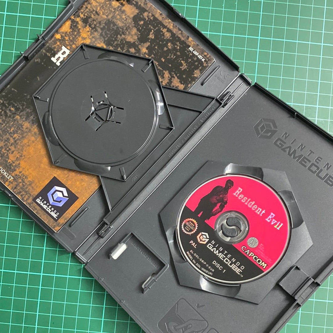 Resident Evil | Nintendo Game Cube | GameCube | Used Game - RetroguySA