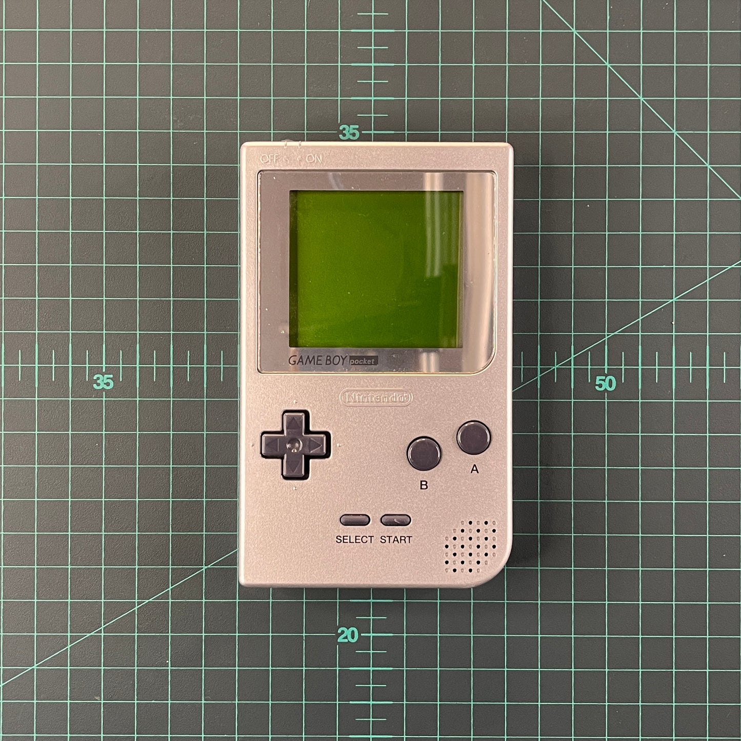 Nintendo Game Boy Pocket | Silver | MGB-001 | GameBoy | Used Handheld Console