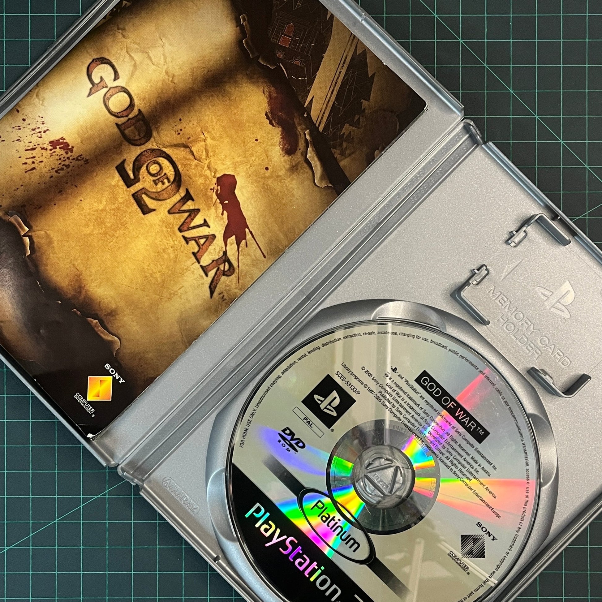 God of War | PS2 | Playstation 2 | Platinum | Used Game - RetroguySA