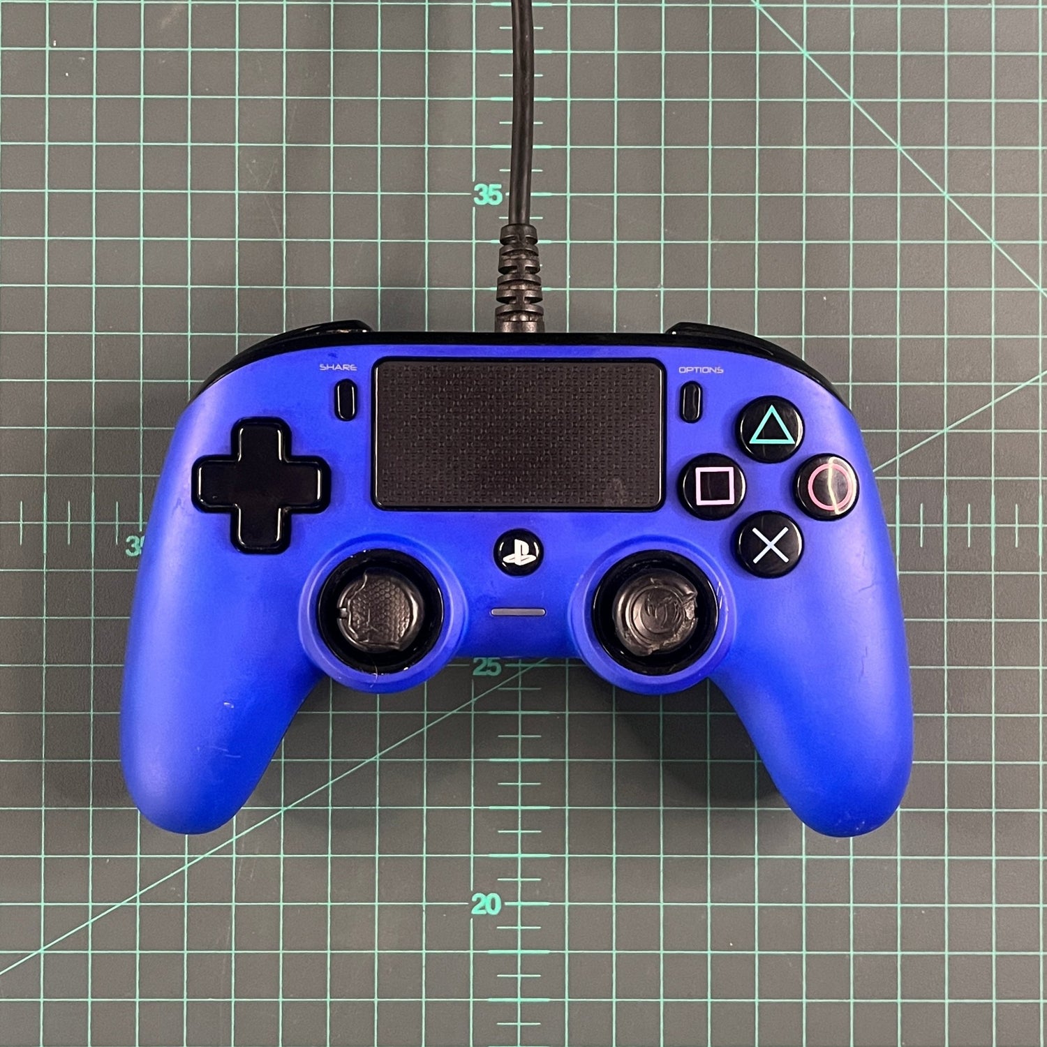 Nacon Wired Controller for PS4 | Blue | Playstation 4 | PS4 | Used Accessories - RetroguySA