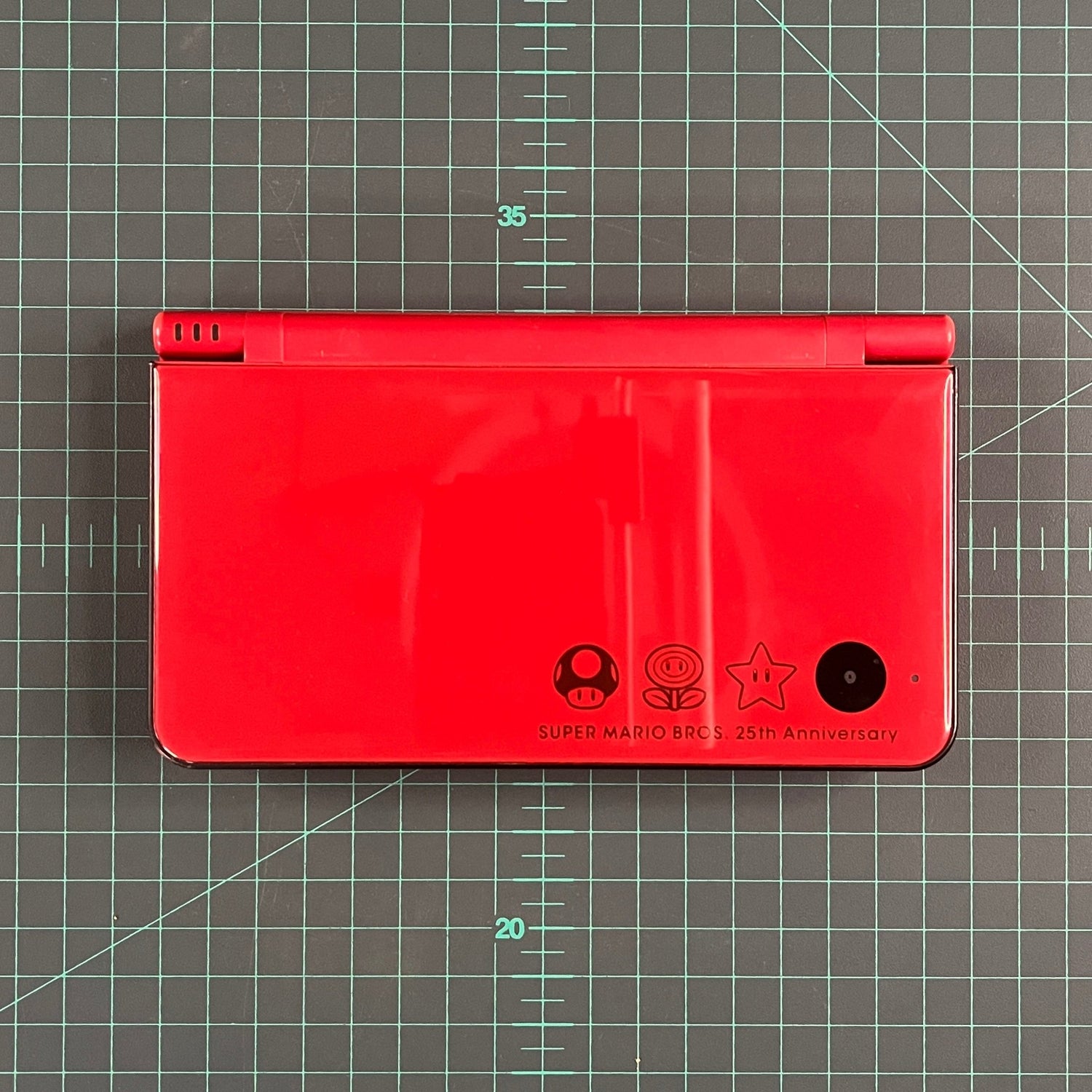 Nintendo DSi XL Console | New Super Mario Bros. | 25 Anniversary Limited Edition | DSi XL | Used Handheld - RetroguySA