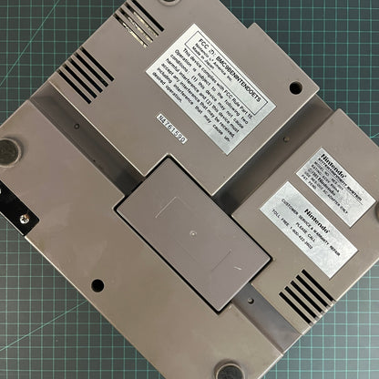 Nintendo Entertainment System | Grey | NES Console | Used Console - RetroguySA