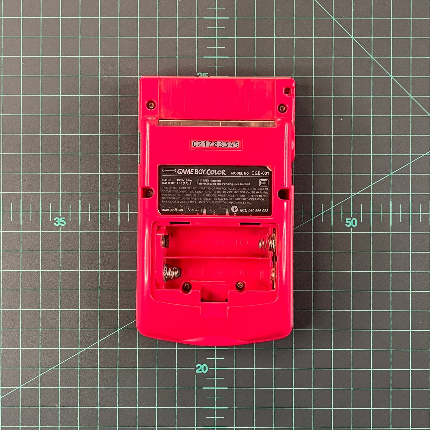 Nintendo Gameboy Color | Red | CGB - 001 | JPN | Gameboy Color | Used Handheld - RetroguySA