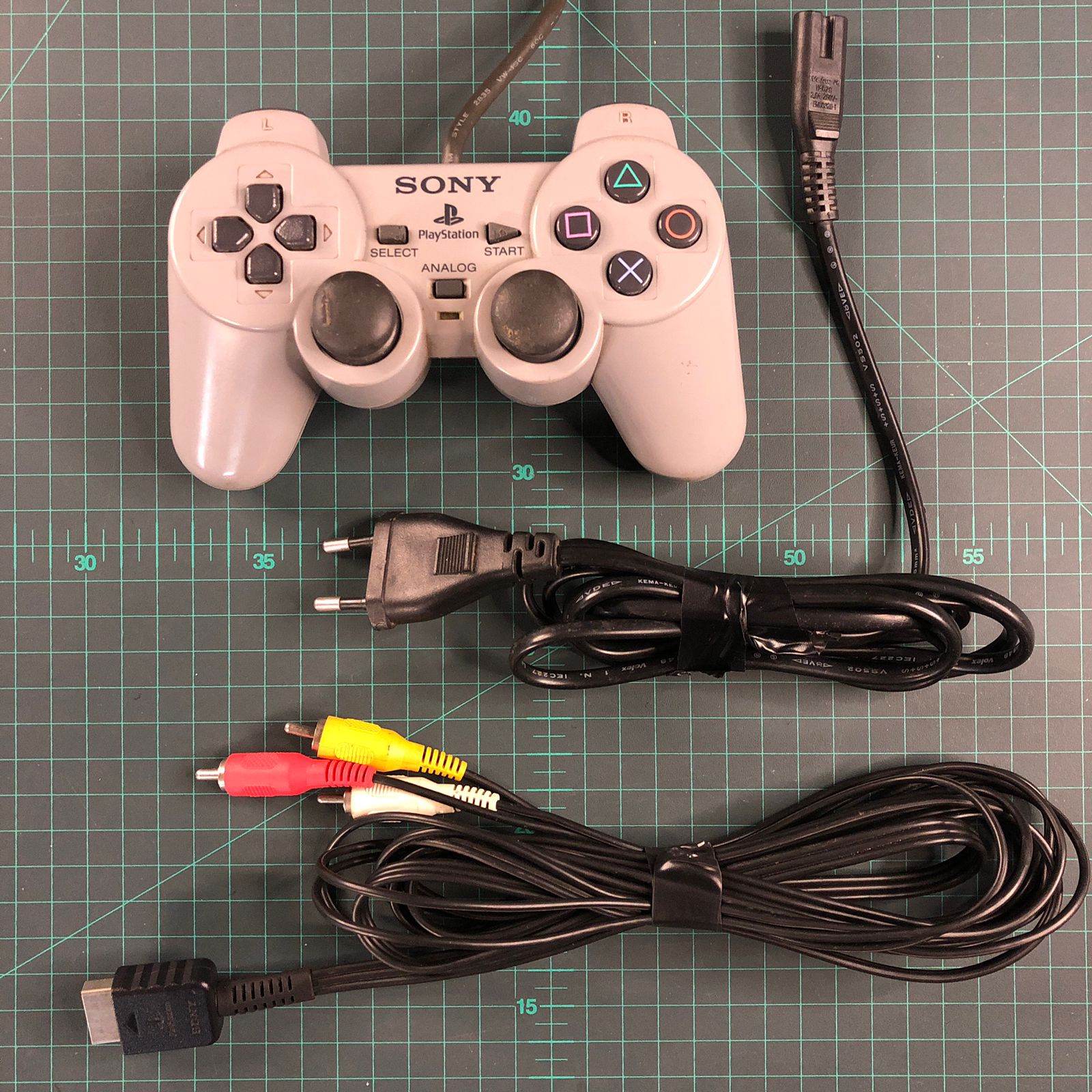 Playstation 1 Console | Playstation 1 | PS1 | Used Console - RetroguySA