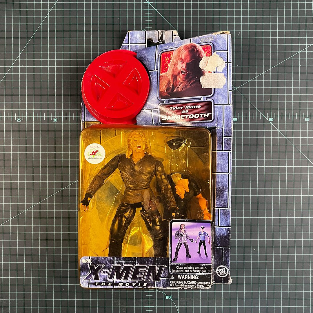 Sabretooth | X - Men: The Movie | 2000 | Toy Biz | Figurine | Collectible | Toy | New Sealed - RetroguySA