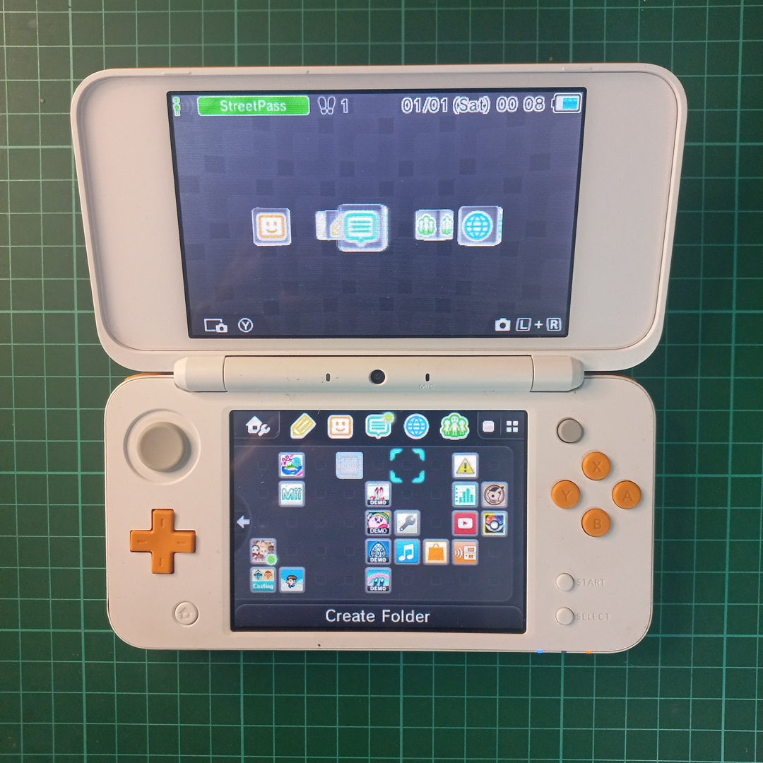 Nintendo 2DS XL | White/Orange | 2DS XL | Handheld | Used Console