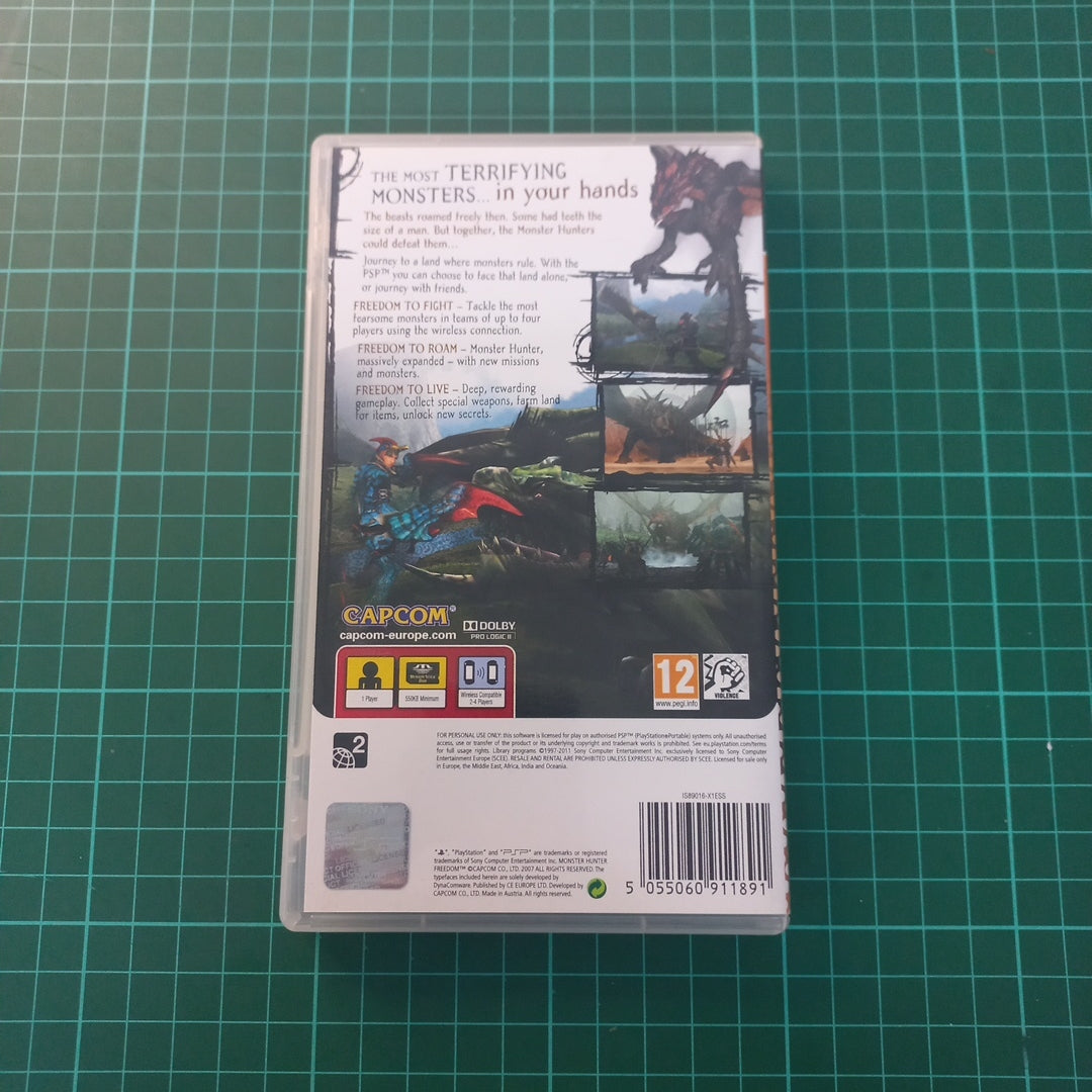 Monster Hunter Freedom | PSP | Essential | Used Game