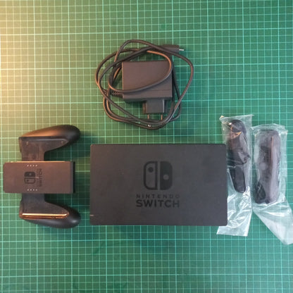 Nintendo Switch V2 | Nintendo Switch | Handheld | Used Console