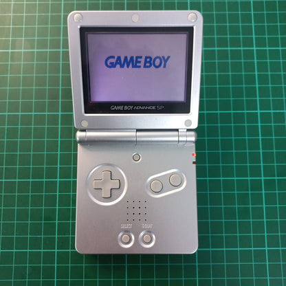 Nintendo Game Boy Advance SP | Platinum (Silver) | AGS - 001 | GameBoy Advance SP | Used Handheld Console - RetroguySA